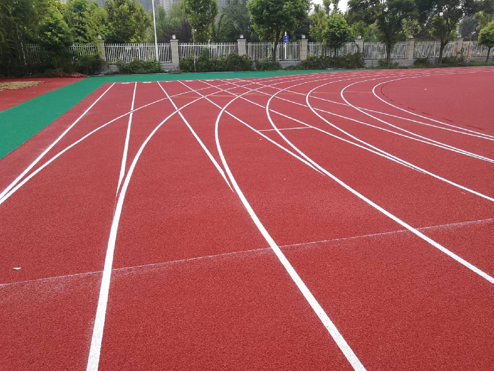 體育場塑膠跑道